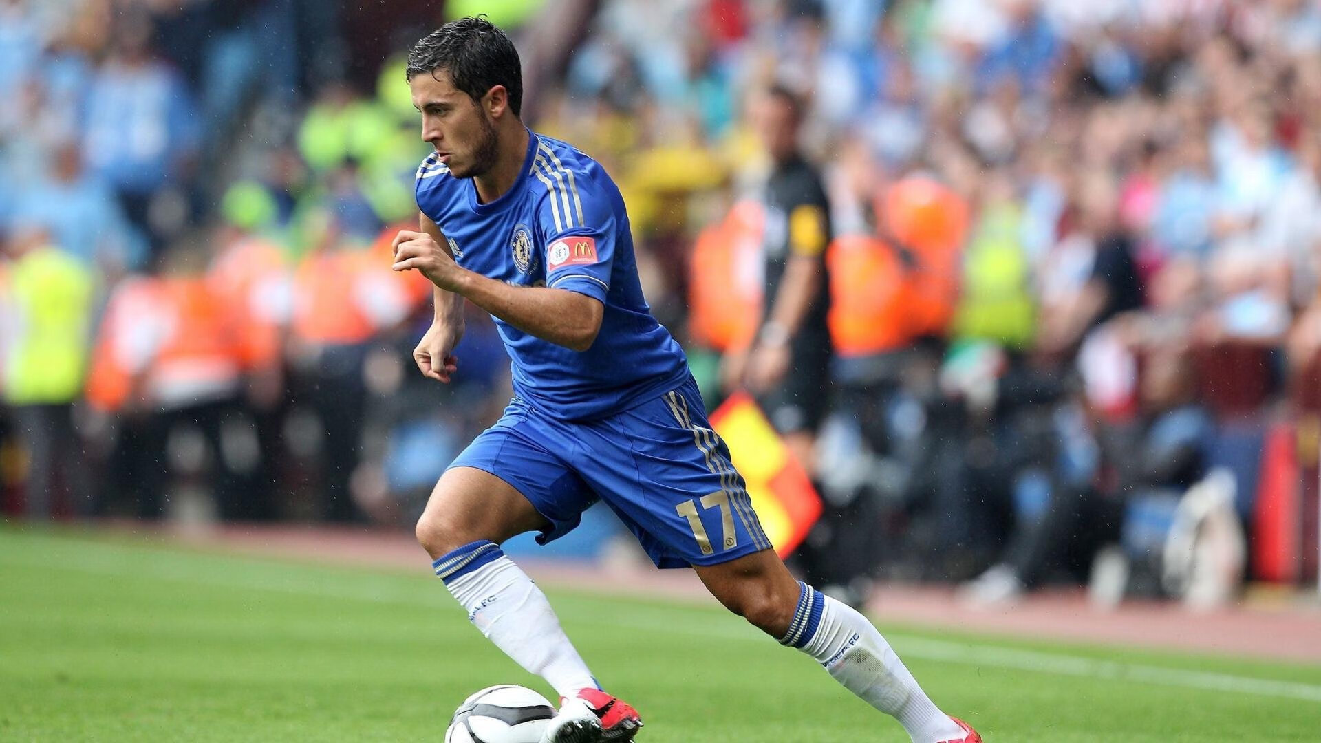 开云体育链接-《ApexLegends》天空城全新登场，战术革新引爆战场！